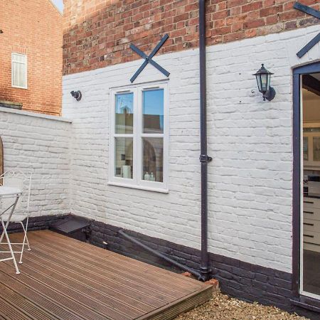 Charming 2 Bed House In Tewkesbury Centre Villa Exteriör bild