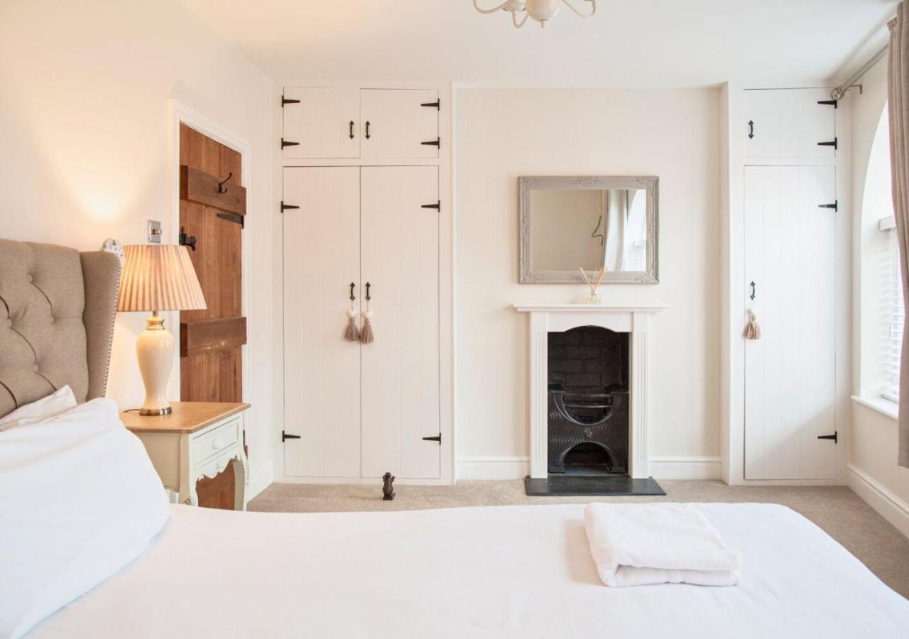 Charming 2 Bed House In Tewkesbury Centre Villa Exteriör bild