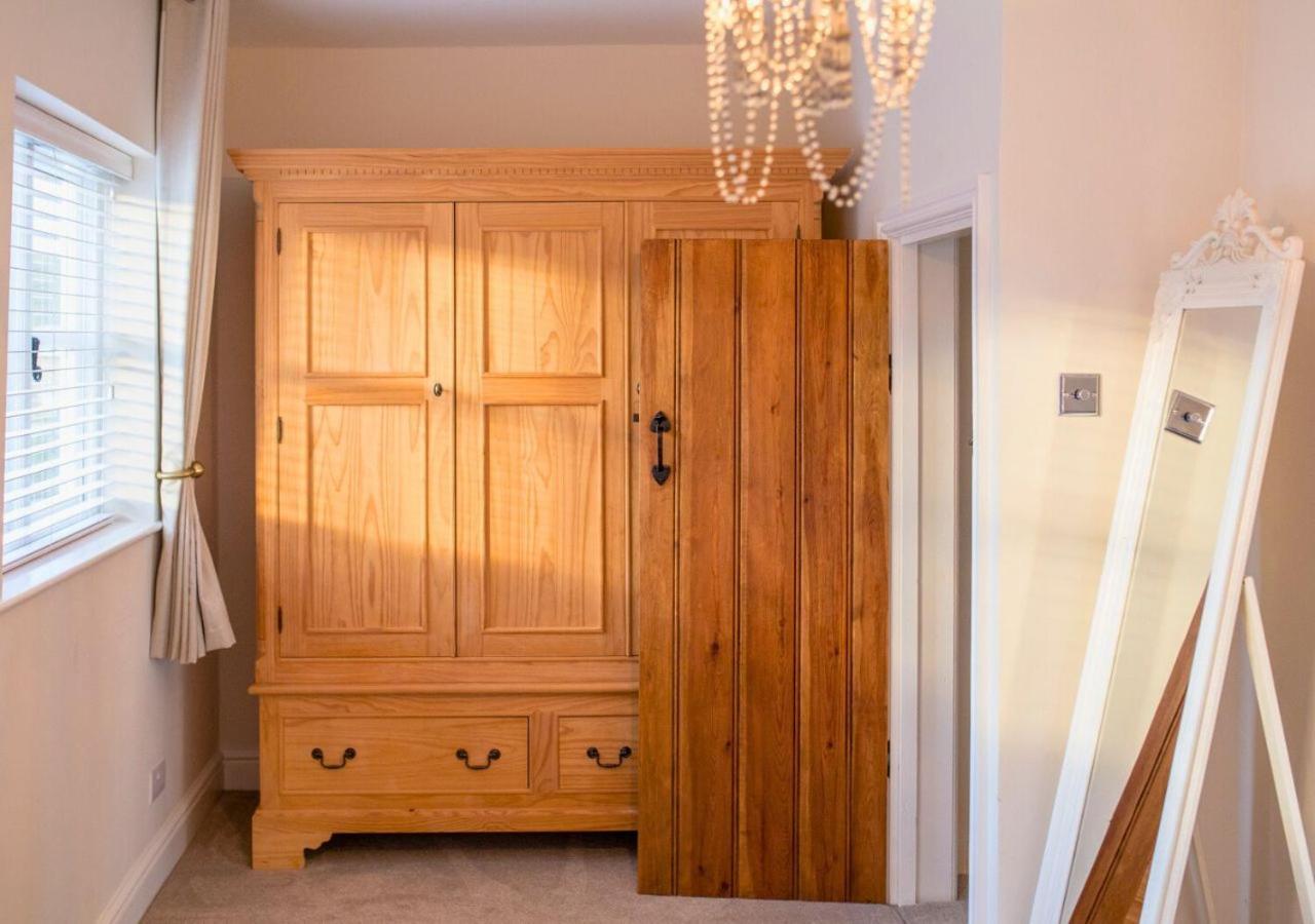 Charming 2 Bed House In Tewkesbury Centre Villa Exteriör bild