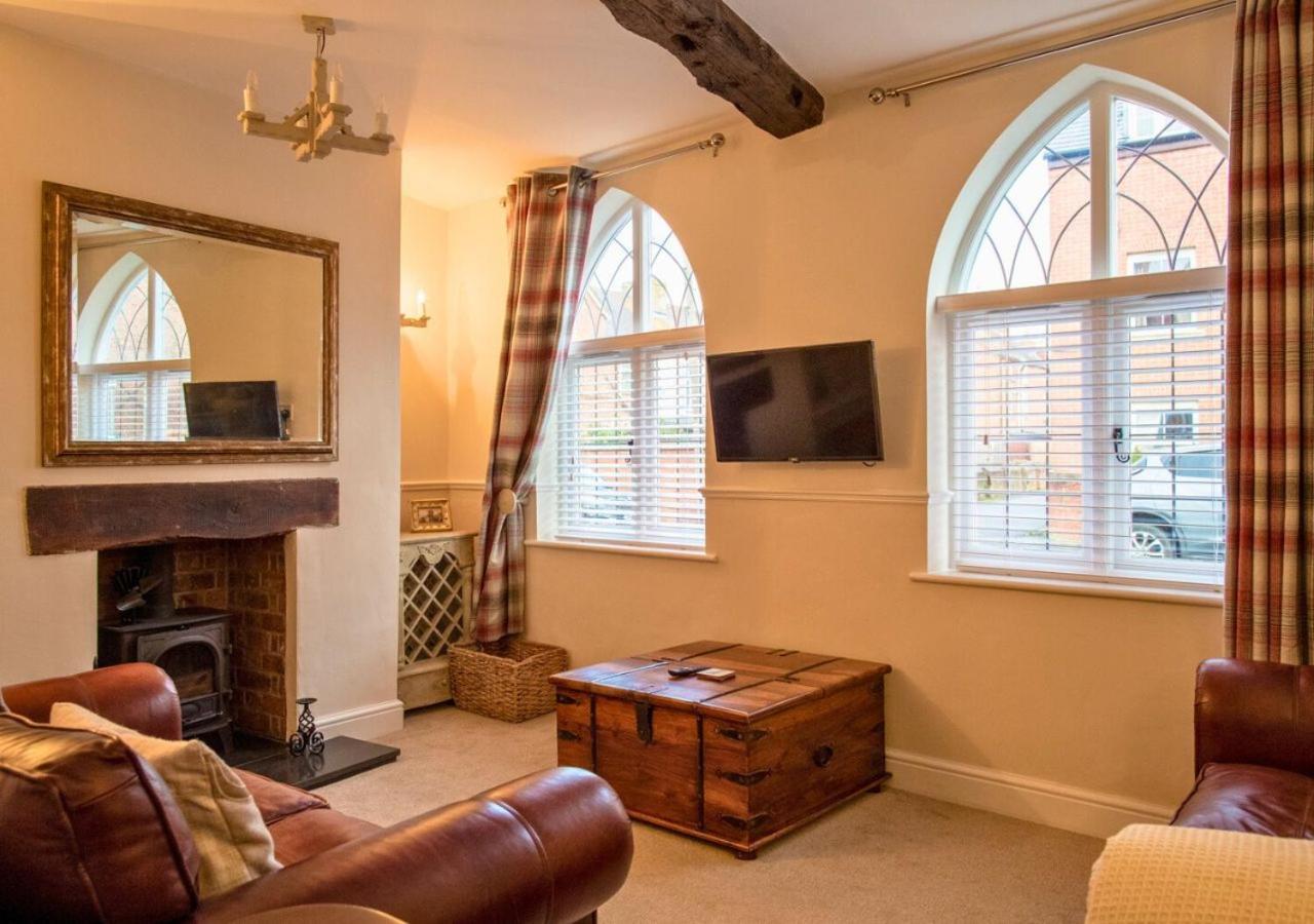 Charming 2 Bed House In Tewkesbury Centre Villa Exteriör bild