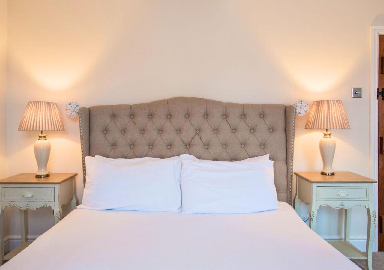 Charming 2 Bed House In Tewkesbury Centre Villa Exteriör bild